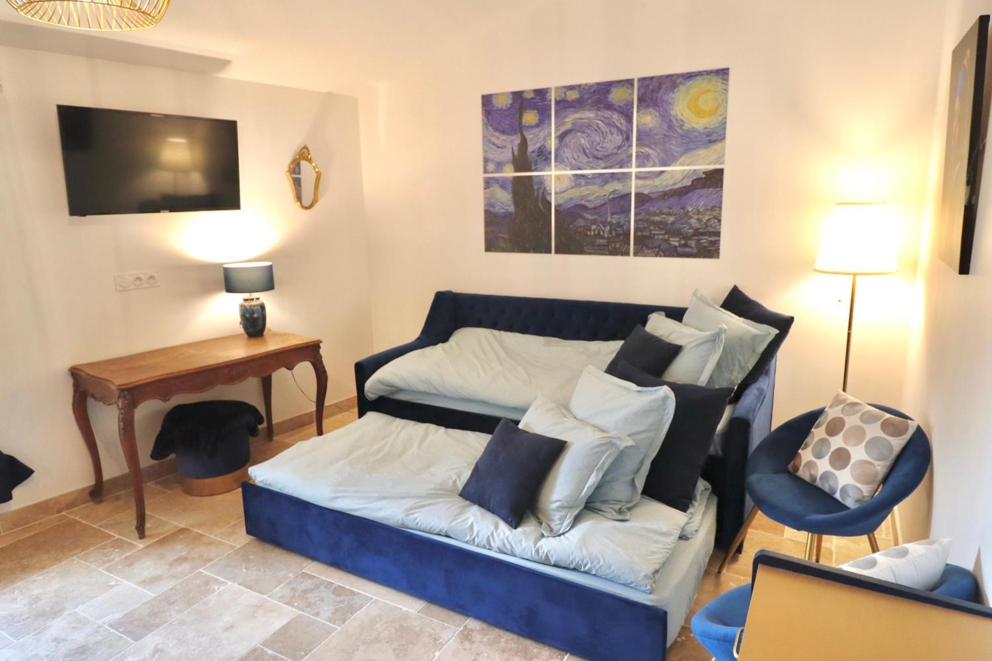 Chambres D'Hotes Avec Jacuzzi Et Piscine Au Mas De Cadoule Saint-Just  Pokoj fotografie